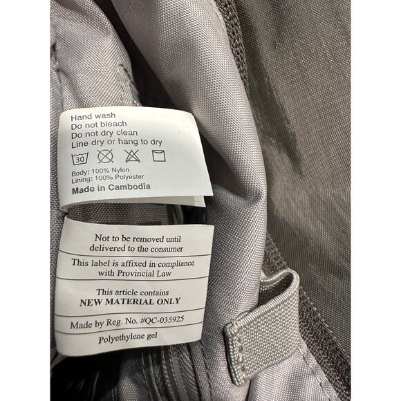 Baggallini NWOT Flap 2 It Large Lightweight Nylon Gray Crossbody Bag - Picture 4 of 15